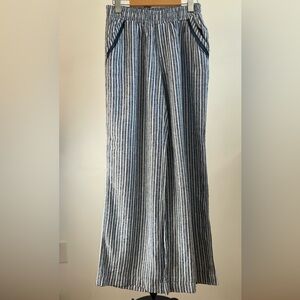 Briggs New York Navy and White Striped wide leg pants